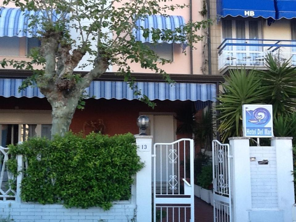 Hotel Del Mar Viareggio Exterior photo